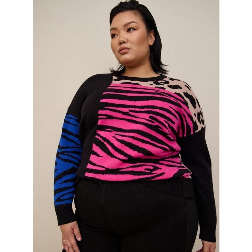 Torrid 2022 Pullover crew neck multi patterned long sleeve sweater